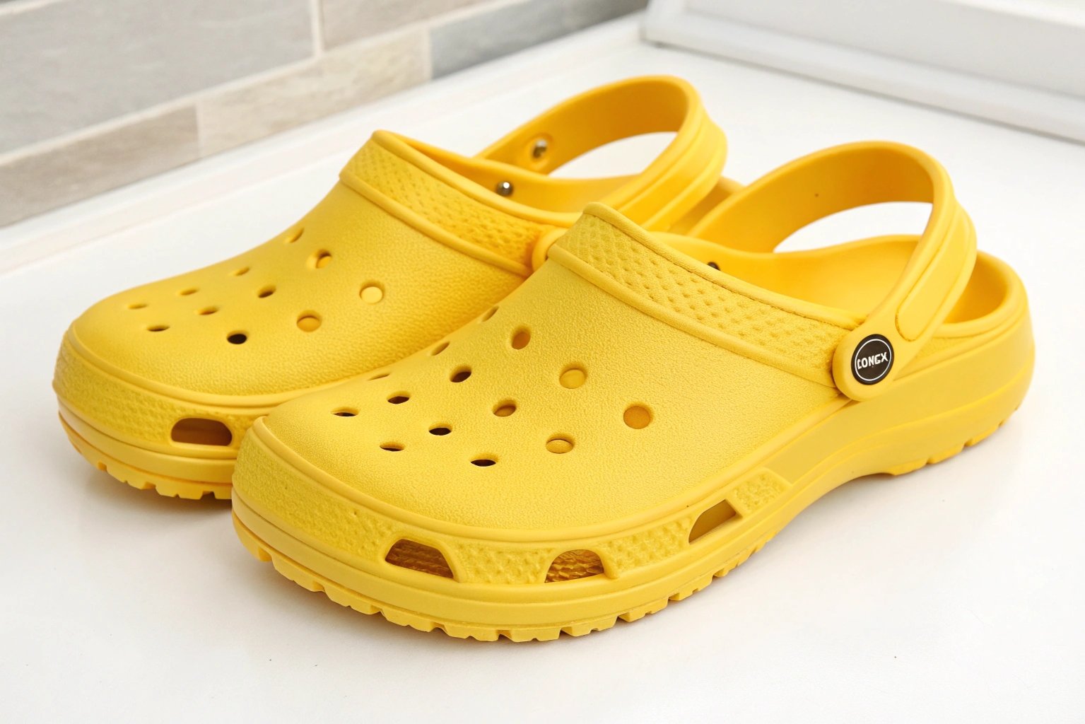 plastic slippers defect influence